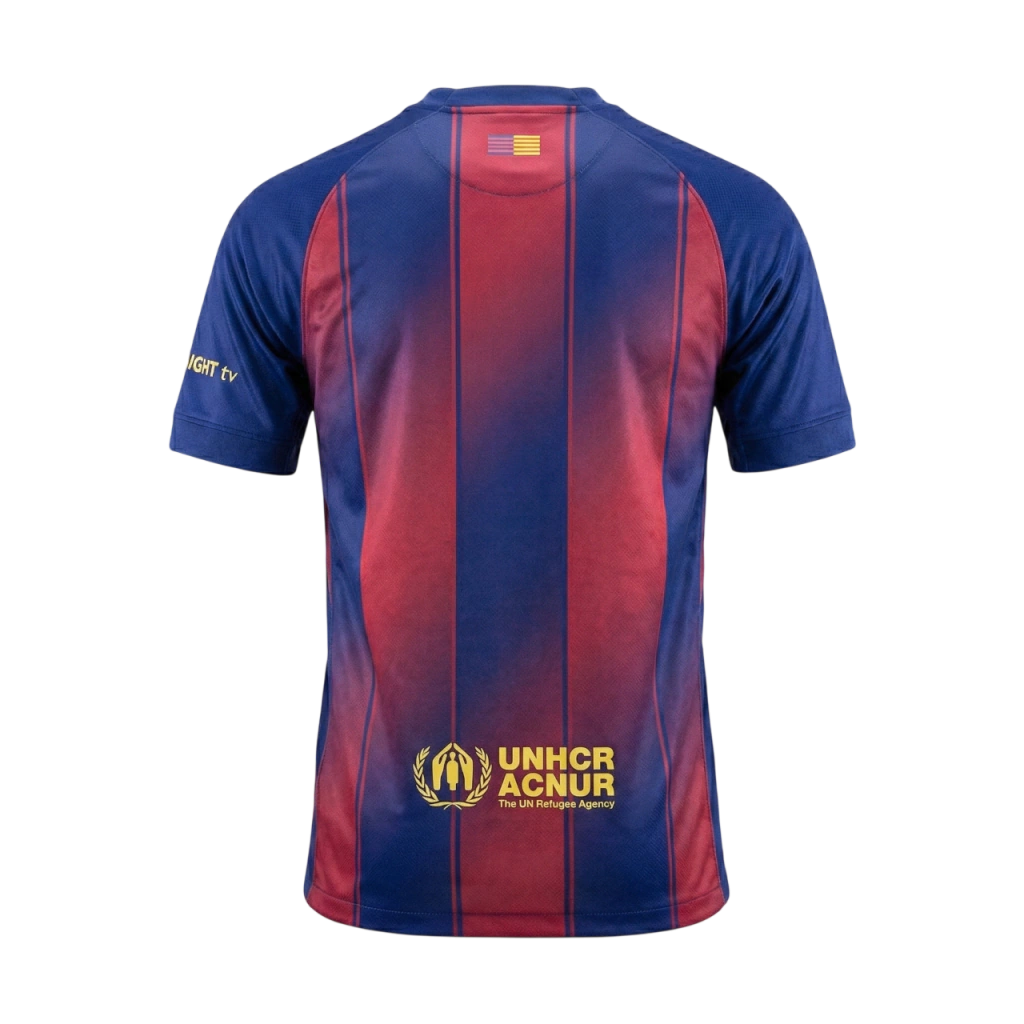 Camisa Barcelona I 25/26 Edição Ed Sheeran Play - Torcedor Nike Masculina - Azul e vermelha