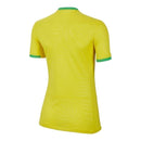 Camisa Seleção Brasileira I 23/24 - Torcedor Nike Feminina - Amarela com detalhes em verde